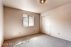 416 E Le Marche Ave, Phoenix, AZ 85022 photo 12