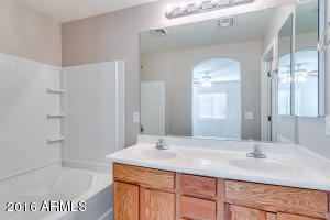 4622 E Laurel Ct, Gilbert, AZ 85234 photo 16