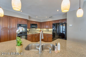 8732 S Maple Ave, Tempe, AZ 85284 photo 22