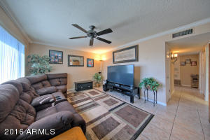 1618 W Behrend Dr, Phoenix, AZ 85027 photo 3