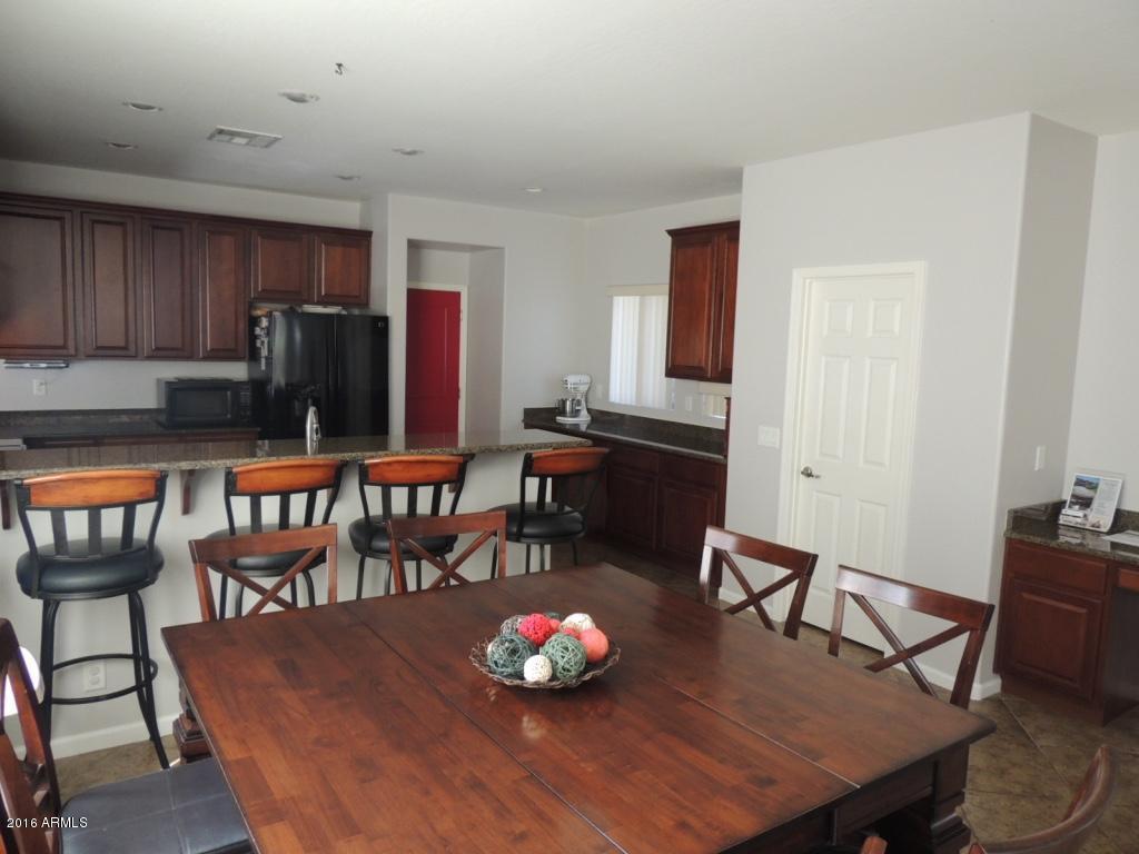4051 E Bruce Ave, Gilbert, AZ 85234 photo 12