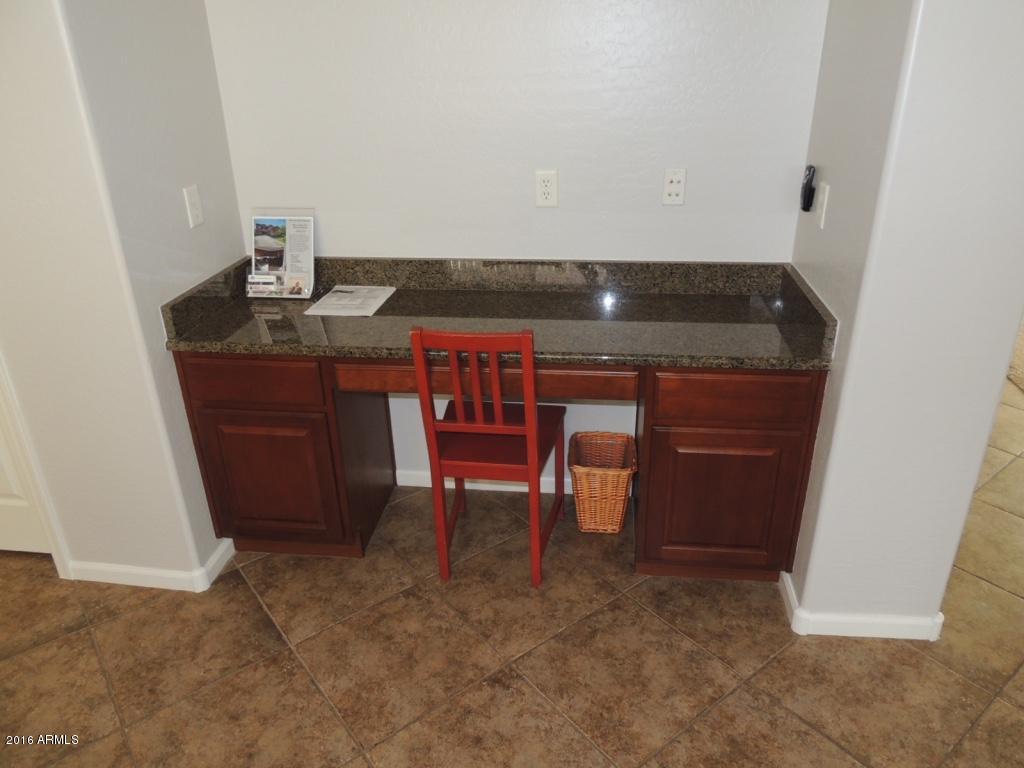 4051 E Bruce Ave, Gilbert, AZ 85234 photo 18