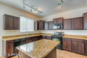 3933 E Kesler Ln, Gilbert, AZ 85295 photo 5
