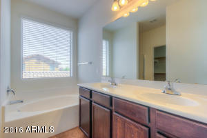 3933 E Kesler Ln, Gilbert, AZ 85295 photo 18