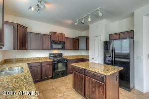 3933 E Kesler Ln, Gilbert, AZ 85295 photo 4