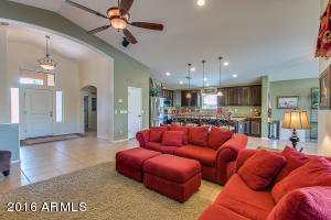 4008 E Navigator Ln, Phoenix, AZ 85050 photo 6