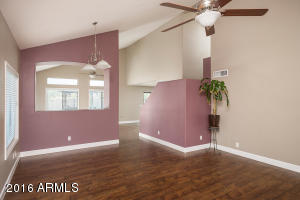 2109 E Daley Ln, Phoenix, AZ 85024 photo 10