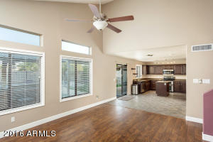 2109 E Daley Ln, Phoenix, AZ 85024 photo 12