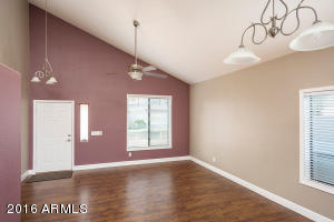2109 E Daley Ln, Phoenix, AZ 85024 photo 14