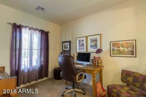 3045 E Santa Fe Ln, Gilbert, AZ 85297 photo 2