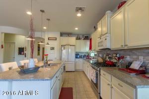 3045 E Santa Fe Ln, Gilbert, AZ 85297 photo 7