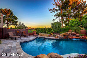 4232 E Paradise Dr, Phoenix, AZ 85028 photo 4