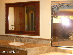 8610 N Skyline Dr, Phoenix, AZ 85028 photo 38