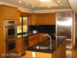 8610 N Skyline Dr, Phoenix, AZ 85028 photo 4