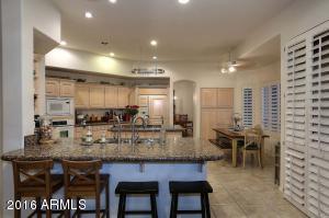 6909 E Sugarloaf Cir, Mesa, AZ 85207 photo 2