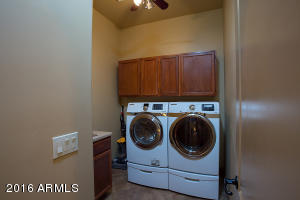2011 E Desert Ln, Phoenix, AZ 85042 photo 22