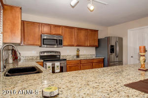 2918 S 80th Ave, Phoenix, AZ 85043 photo 13