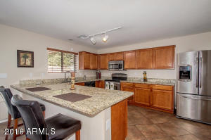 2918 S 80th Ave, Phoenix, AZ 85043 photo 9