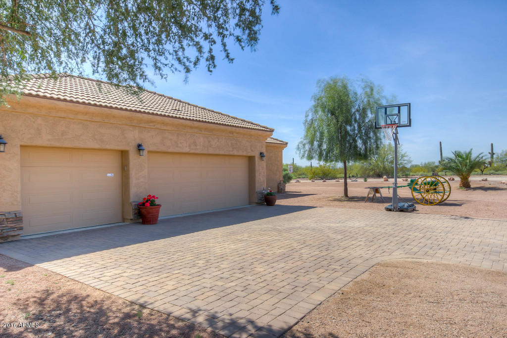 529 S Val Vista Rd, Apache Junction, AZ 85119 photo 9