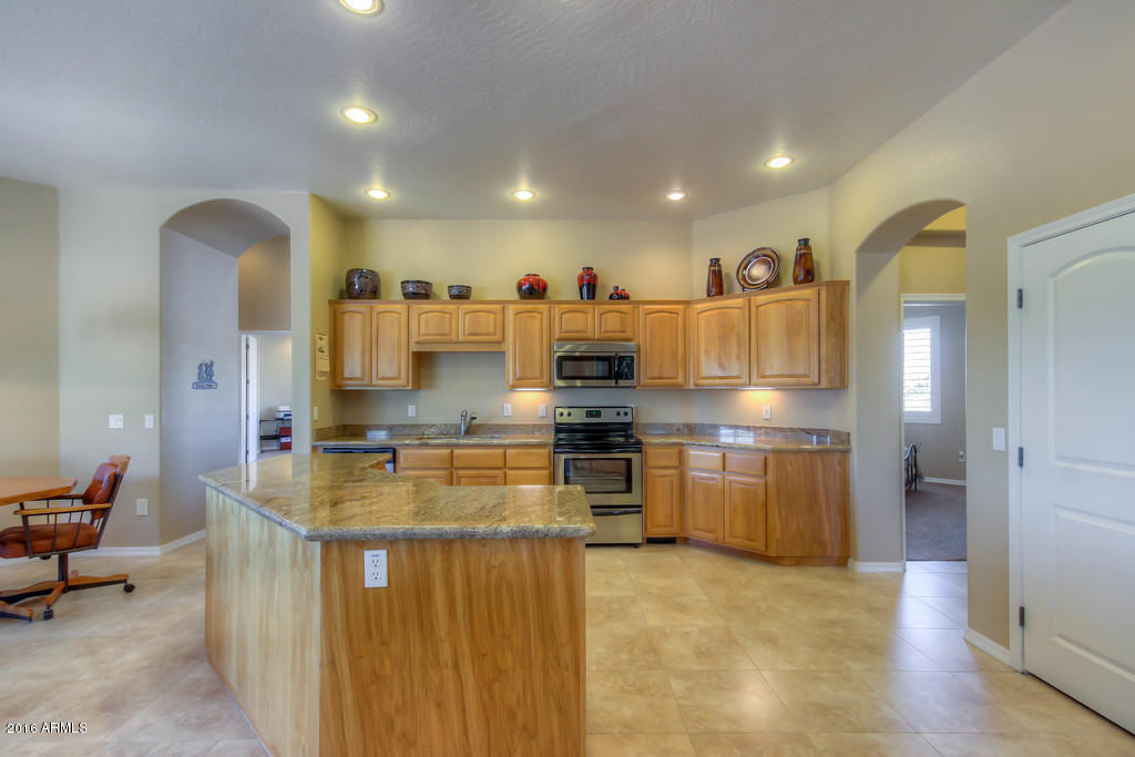529 S Val Vista Rd, Apache Junction, AZ 85119 photo 33