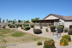 1570 S Apache Dr, Apache Junction, AZ 85120 photo 2