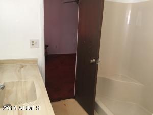 1512 E Desert Dr, Phoenix, AZ 85042 photo 19