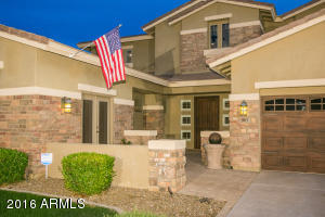 963 E Lodgepole Dr, Gilbert, AZ 85298 photo 4