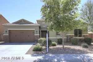 2137 E Indian Wells Dr, Gilbert, AZ 85298 photo 1