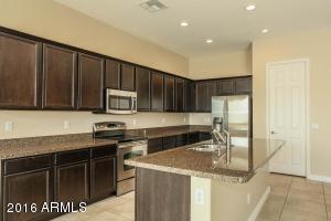 2137 E Indian Wells Dr, Gilbert, AZ 85298 photo 7