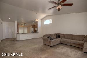 1076 W 19th Ave, Apache Junction, AZ 85120 photo 3