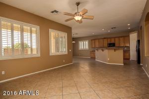 4288 E Rainbow Dr, Gilbert, AZ 85297 photo 2