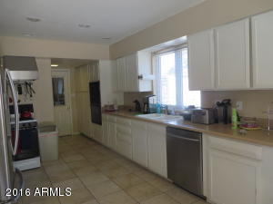 2601 E Corrine Dr, Phoenix, AZ 85032 photo 2