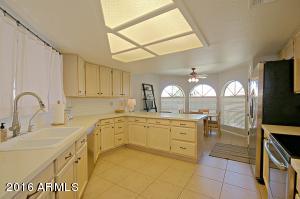 4205 E Paradise Dr, Phoenix, AZ 85028 photo 9