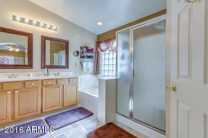 2462 E Tulsa St, Gilbert, AZ 85295 photo 27