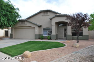 2265 S Bahama Dr, Gilbert, AZ 85295 photo 1