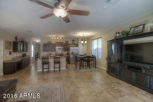 3911 E Kesler Ln, Gilbert, AZ 85295 photo 12