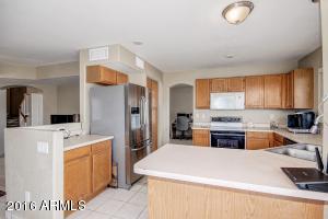 904 S Sailfish Dr, Gilbert, AZ 85233 photo 12