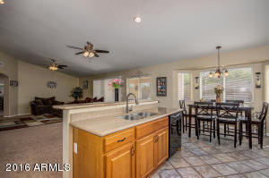 2295 E Sherri Dr, Gilbert, AZ 85296 photo 6