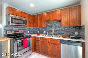 3551 E Hearn Rd, Phoenix, AZ 85032 photo 9