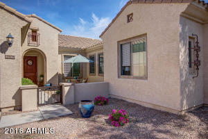 3106 E Coconino Dr, Gilbert, AZ 85298 photo 1