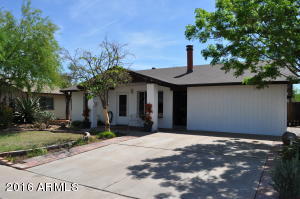 2501 E Manhatton Dr, Tempe, AZ 85282 photo 2