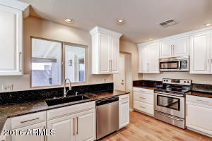 3753 E Bloomfield Rd, Phoenix, AZ 85032 photo 9