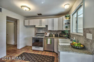 836 E Mclellan Blvd, Phoenix, AZ 85014 photo 10