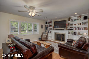 110 E Lawrence Rd, Phoenix, AZ 85012 photo 7