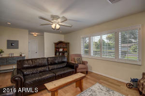110 E Lawrence Rd, Phoenix, AZ 85012 photo 9