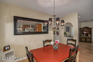 110 E Lawrence Rd, Phoenix, AZ 85012 photo 13