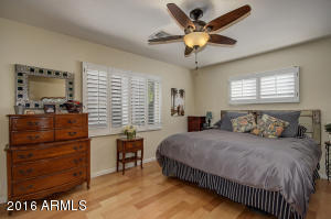 110 E Lawrence Rd, Phoenix, AZ 85012 photo 25