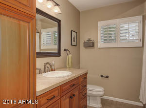 110 E Lawrence Rd, Phoenix, AZ 85012 photo 23