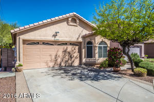 3204 E Kerry Ln, Phoenix, AZ 85050 photo 1