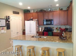 2879 S Hansen Dr, Gilbert, AZ 85295 photo 3